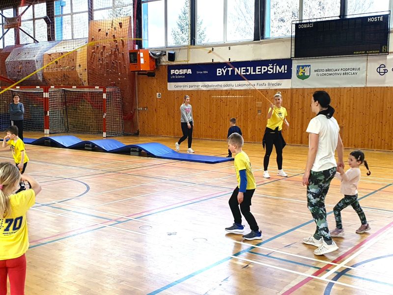 ⛹️‍♀️🤾‍♂️ Před Velikonoční „VOLEJHRÁTKY“ bavily 🤾‍♀️🤹