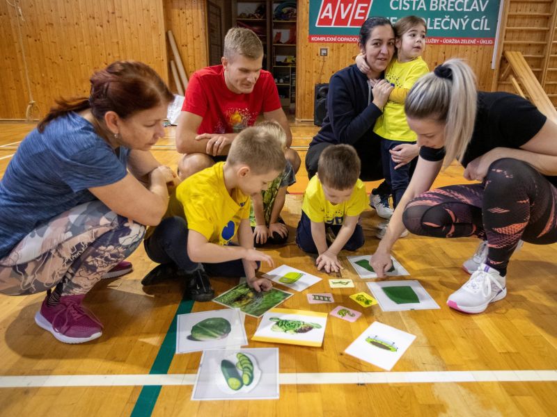 Únorové „VOLEJHRÁTKY“ byly hravé, zábavné i soutěživé.