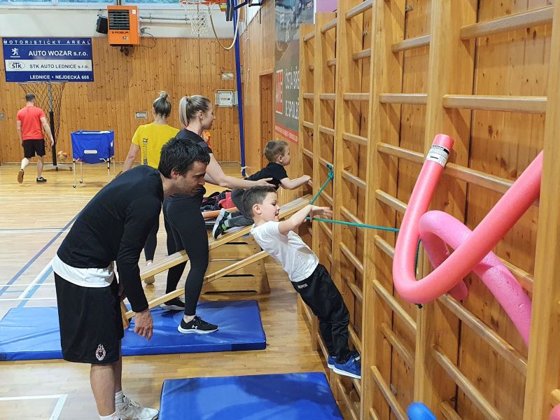 🌧💦💧První květnové „VOLEJHRÁTKY“ v suchu sportovní haly 🤾‍♀️