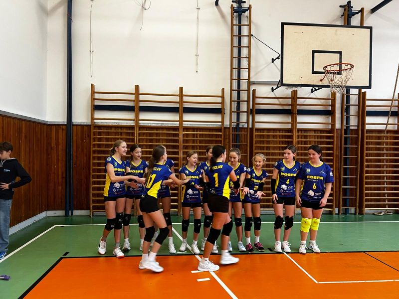 Úspěch mladých volejbalistek Fosfy Lokomotivy Břeclav v Brně 👏
